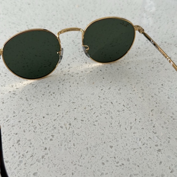 Rayban  | Round metal sunglasses slightly used in great condition - Picture 7 of 10